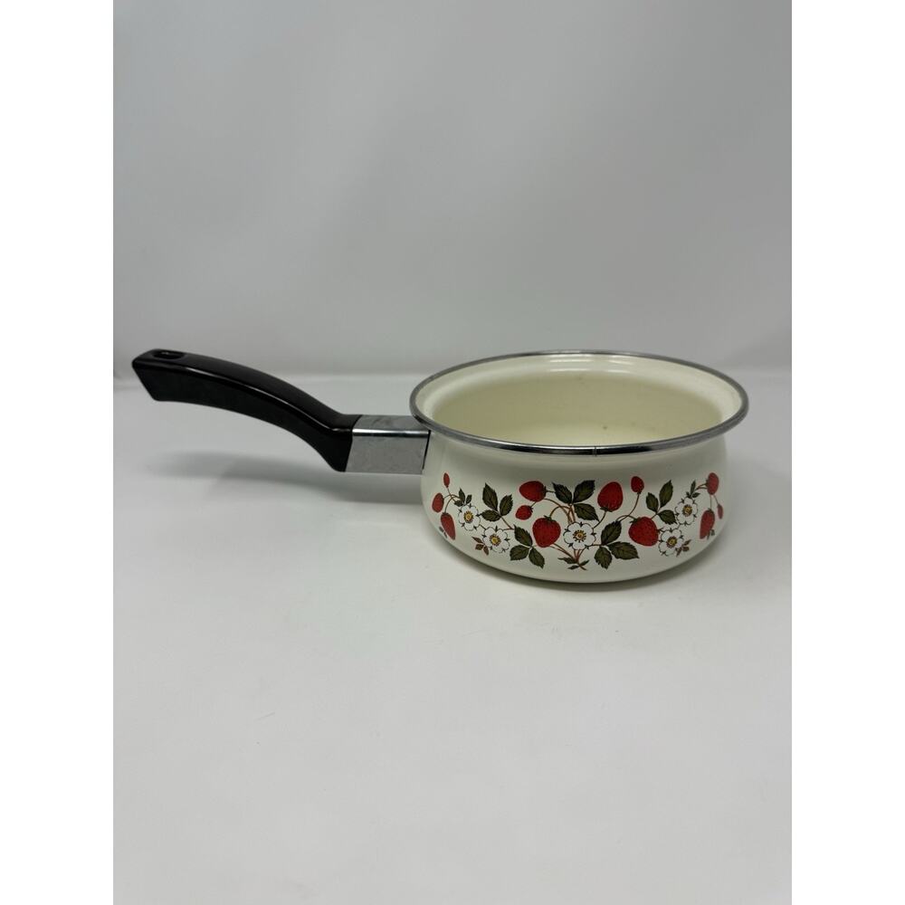 Vtg Sheffield Strawberries'n Cream 1-qt Enameled Open Soup Saucepan Pot No Lid